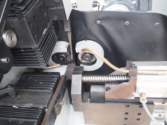 Macchine per la lavorazione del legno ad alta precisione