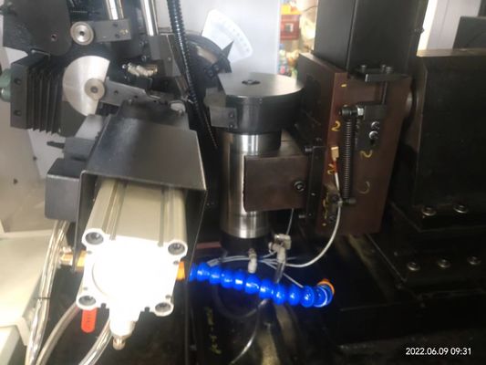 AF650 Macchina per la fresatura della faccia della lama di segale circolare CNC