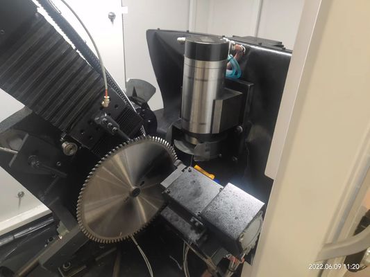AF650 Affilatrice per lame circolari ad angolo frontale CNC affilatrice per lame tCT