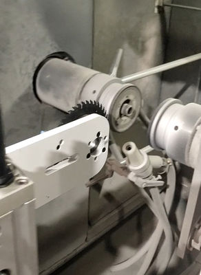 Macchina per sabbiatura CNC con robot