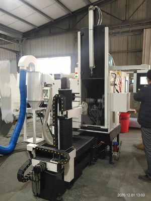 Macchina per sabbiatura CNC con robot