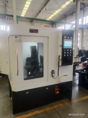 Macchine per la lavorazione del legno con seghe circolari